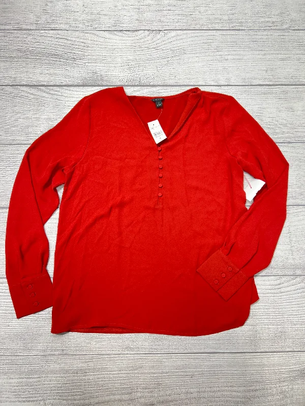 women's tops with built-in brasNew! Top Long Sleeve By Ann Taylor In Red, Size: M