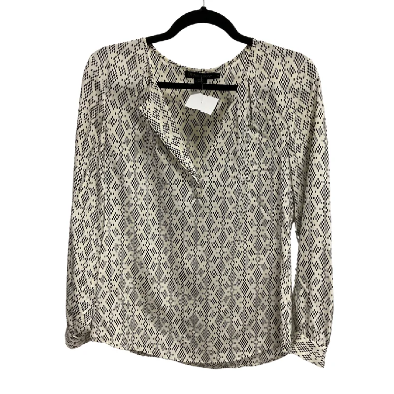 women's tops for cozy nights inTop Long Sleeve By Pendleton In Black & Cream, Size: S