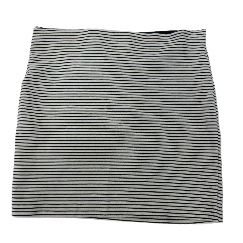 women's polyester tiered skirts for partiesSkirt Mini & Short By Loft In Striped Pattern, Size: L