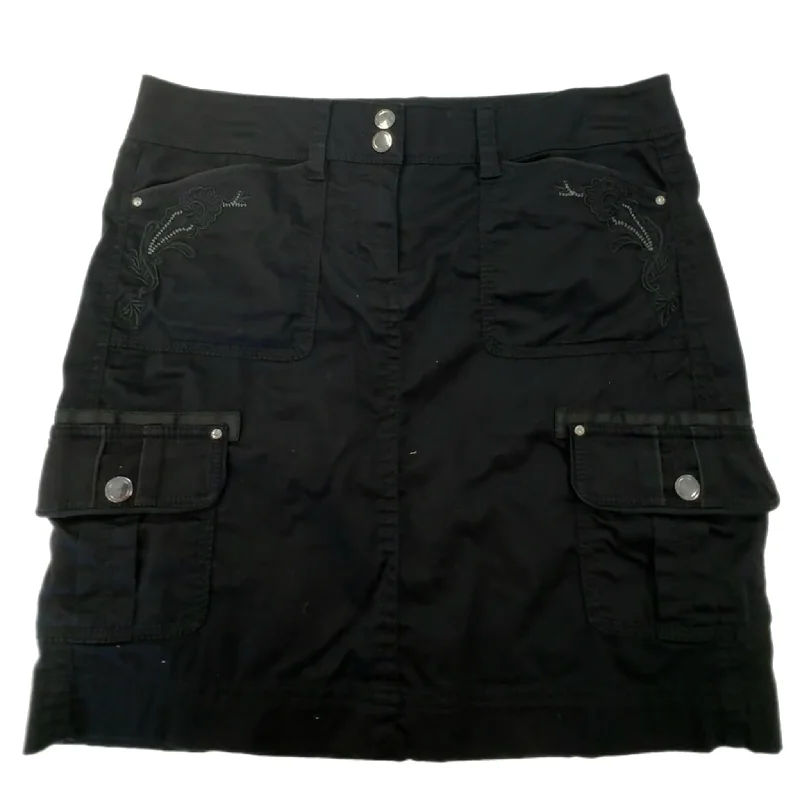 women's woven A-line skirts for summerSkirt Mini & Short By White House Black Market In Black, Size: 2