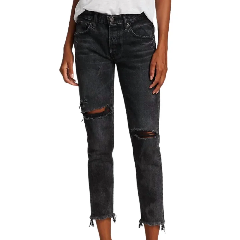 Bettie Distressed Tapered Jeans In Black